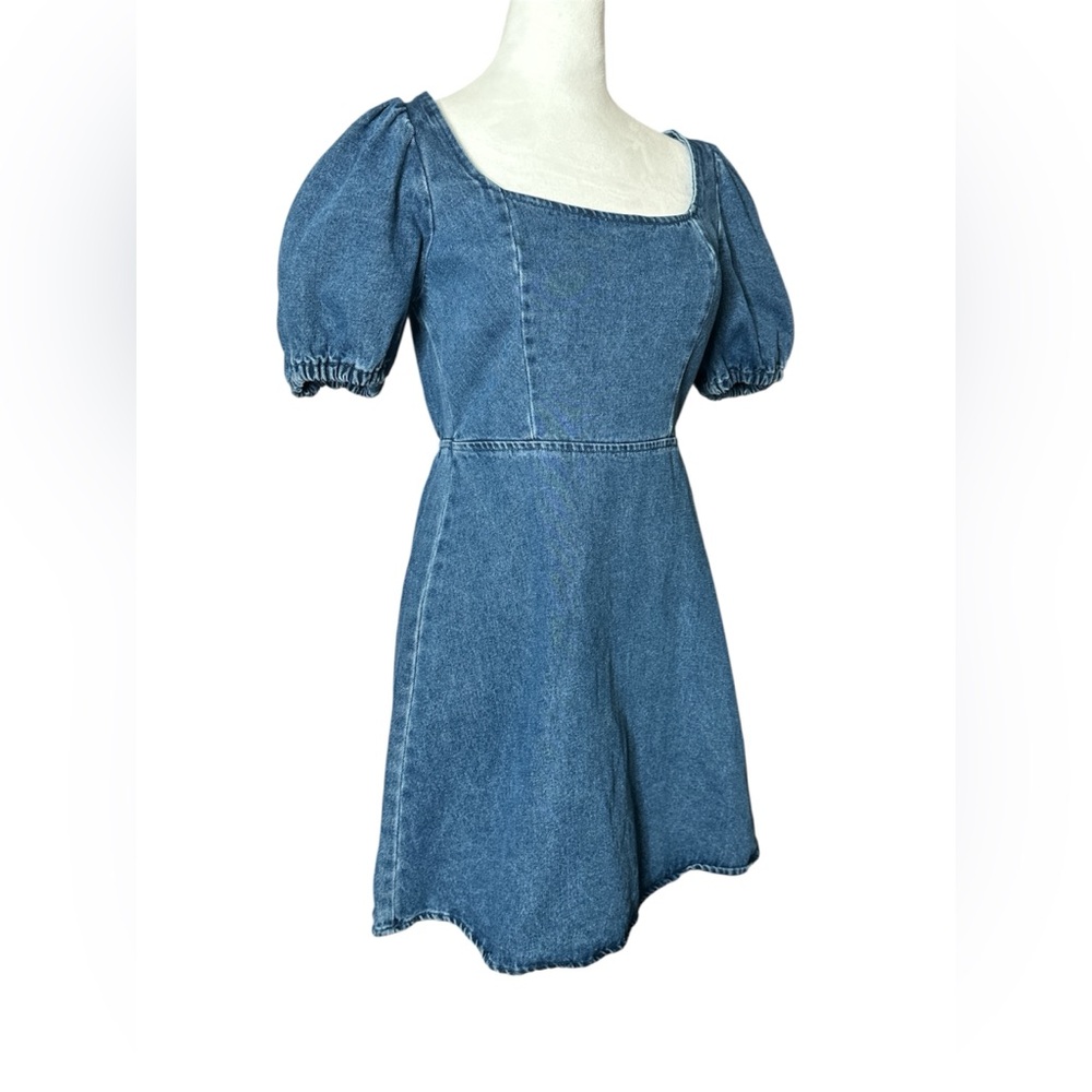 Forever 21 EUC Light Blue Denim Dress